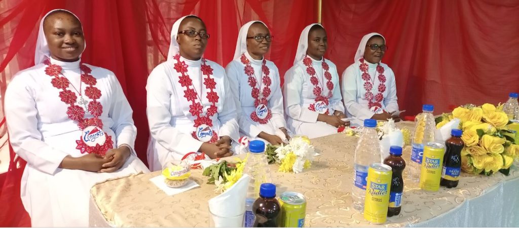 2022 PERPETUAL PROFESSION OF VOWS OF 5 SISTERS OF THE EUCHARISTIC HEART ...